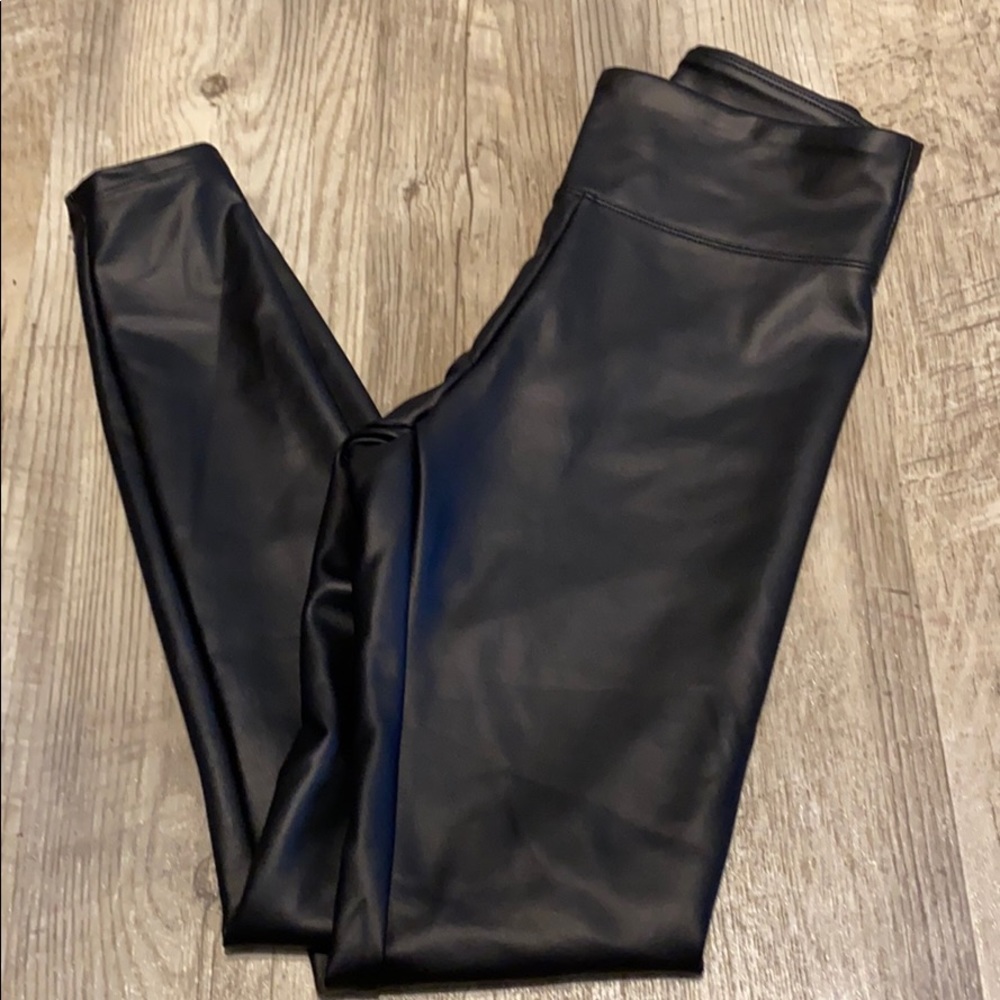 Faux leather leggings